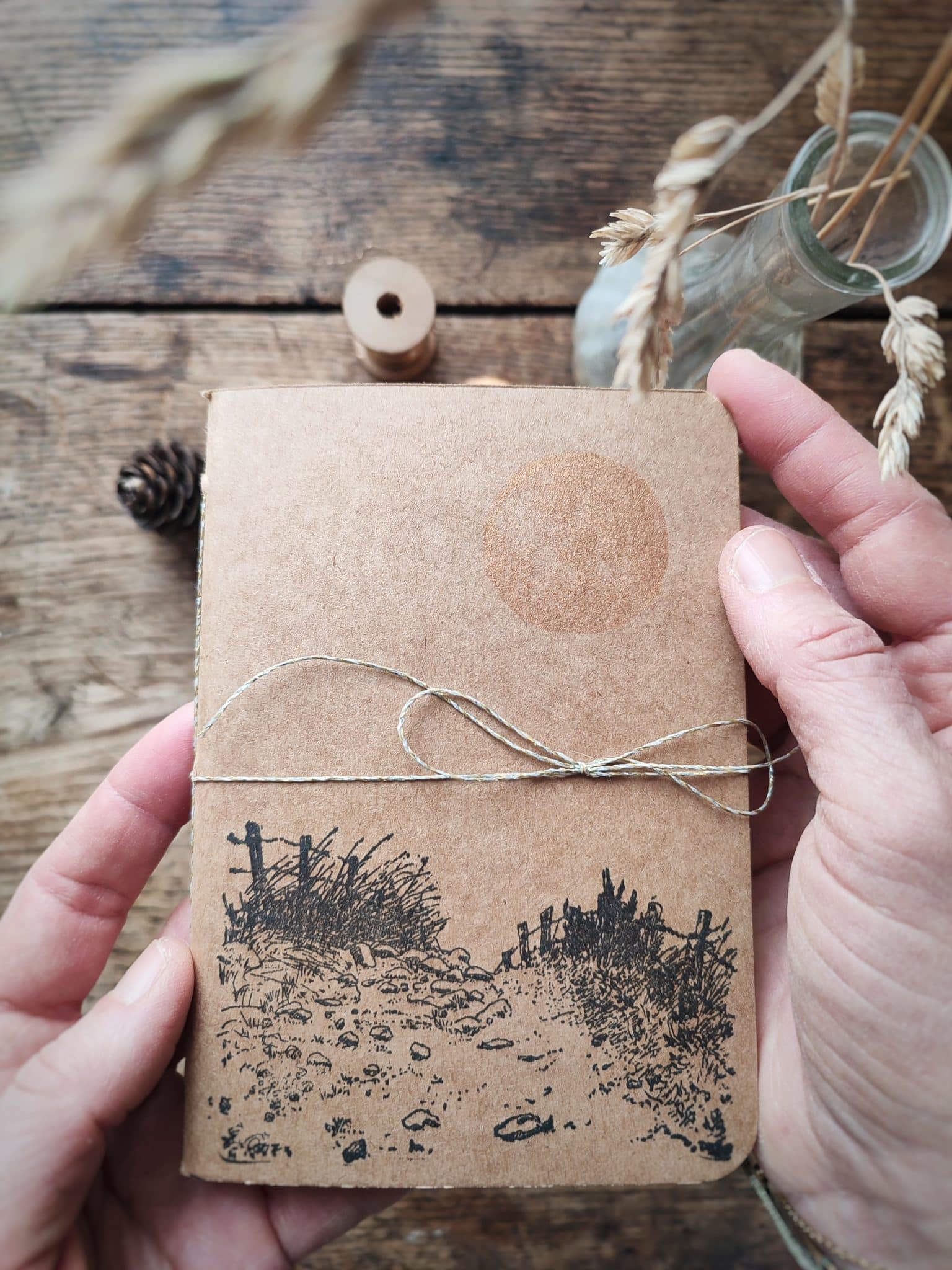 Le bruit des feuilles petit carnet chemins carnets artisanaux illustrés