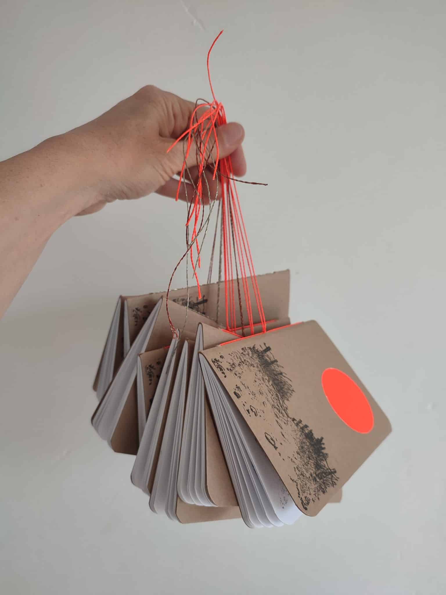 Le bruit des feuilles petits carnets chemins carnets artisanaux illustrés