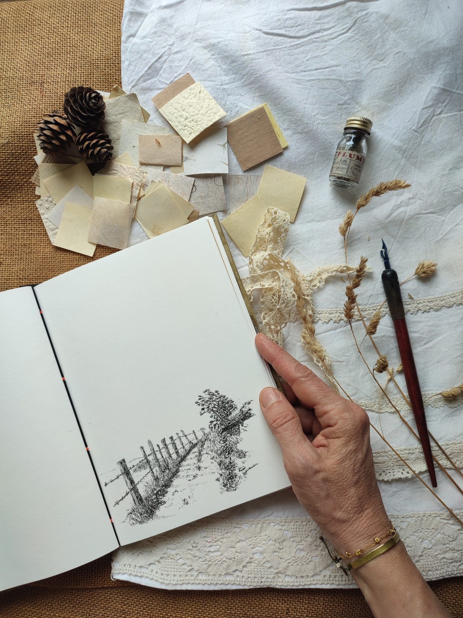 Le bruit des feuilles grand carnet chemins carnets artisanaux illustrés