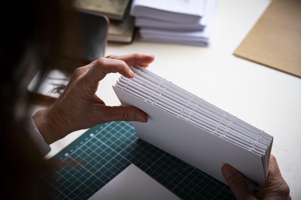 Le bruit des feuilles grand carnet chemins carnets artisanaux illustrés fabrication