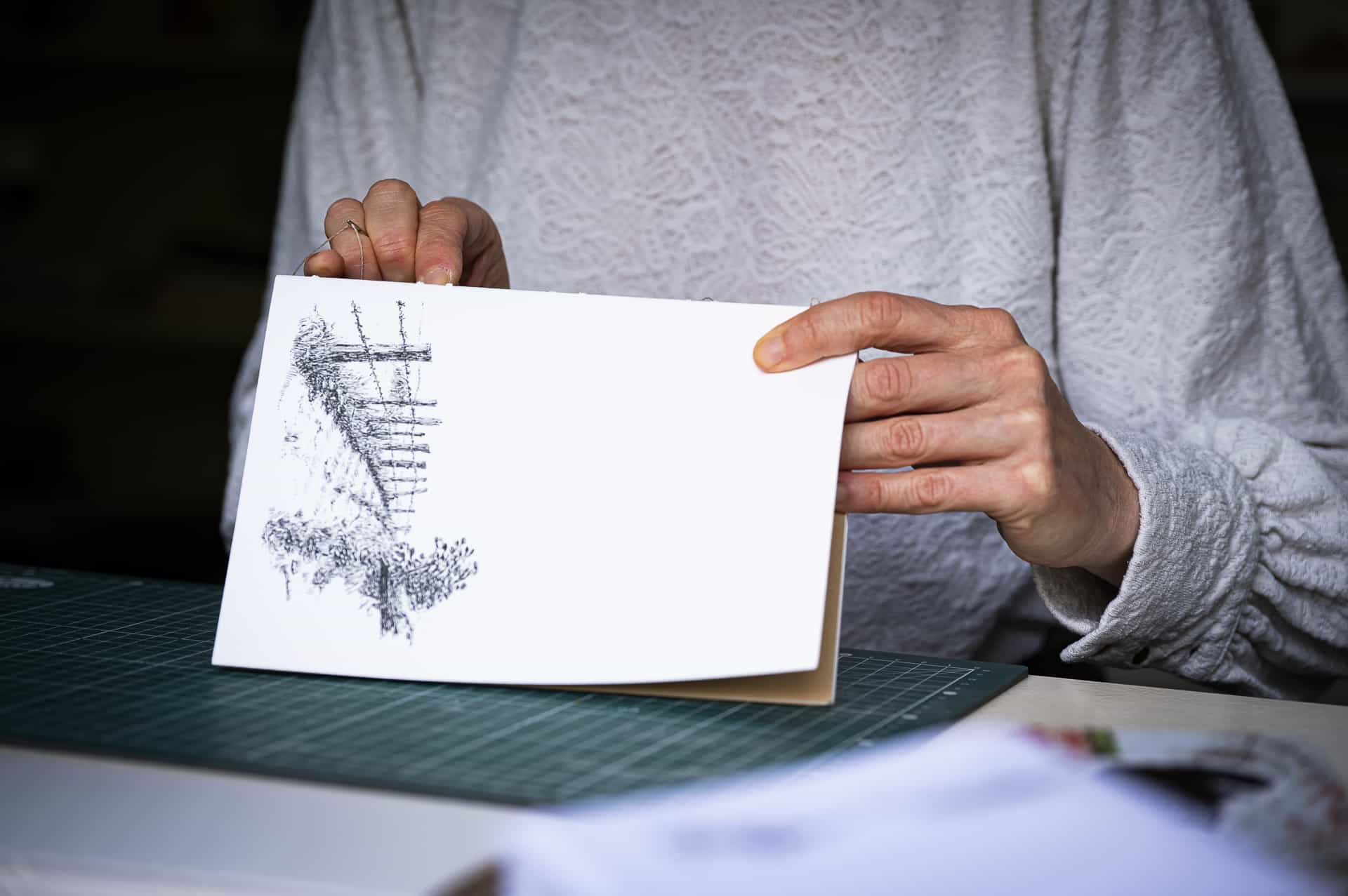 Le bruit des feuilles grand carnet chemins carnets artisanaux illustrés fabrication