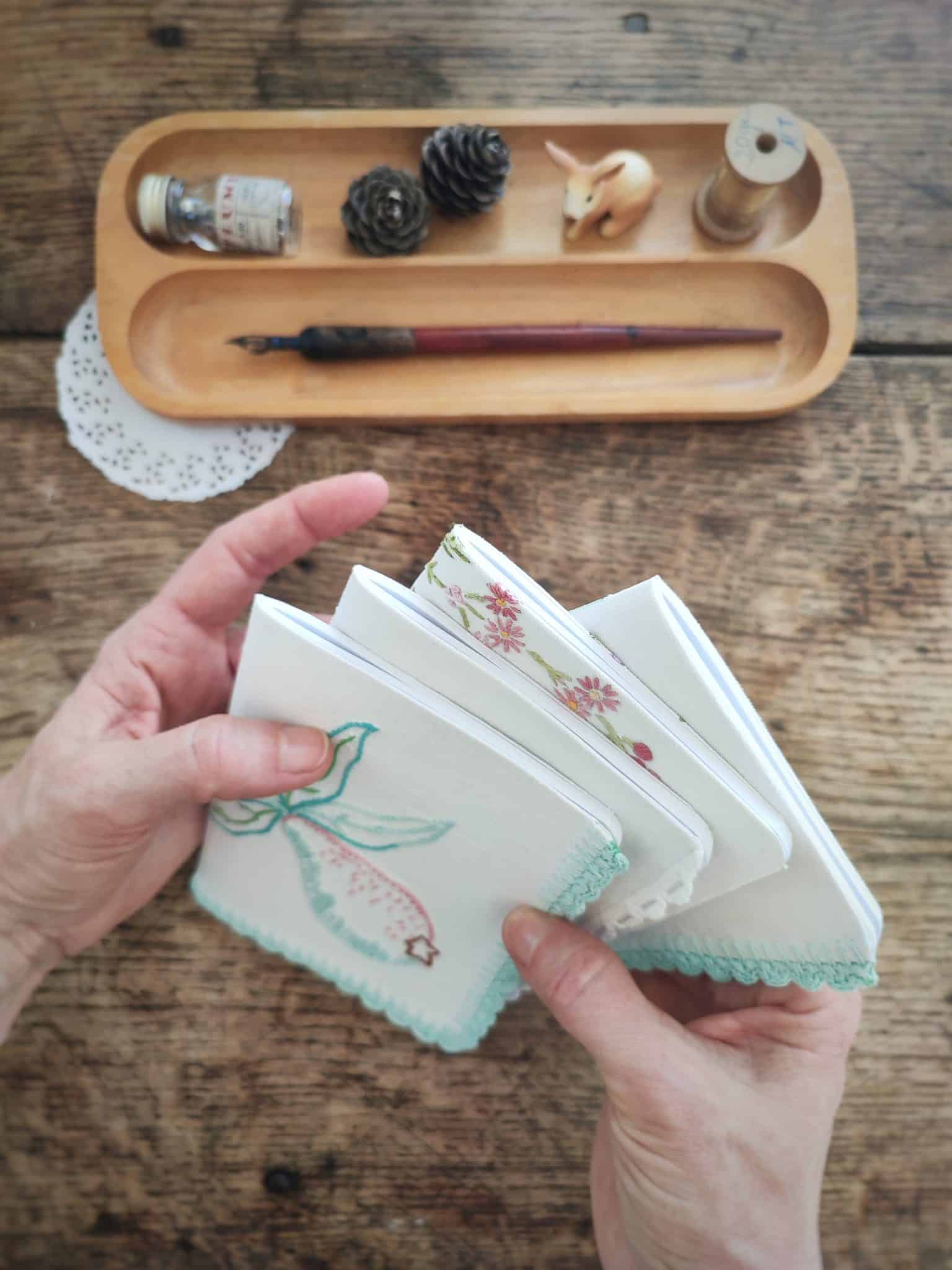 Le bruit des feuilles petit carnet répertoire carnets artisanaux illustrés